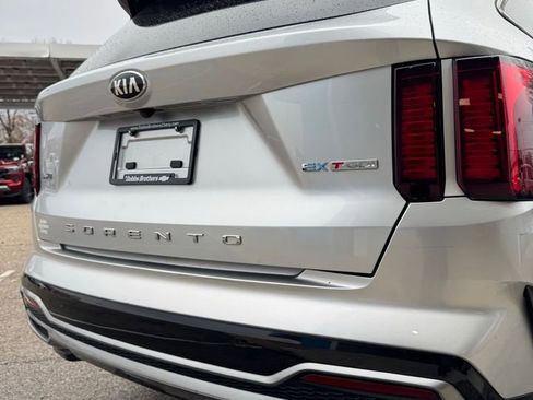 Used 2021 Kia Sorento EX image 7