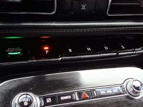 Used 2022 Lincoln Nautilus AWD w/ Premium Package image 14