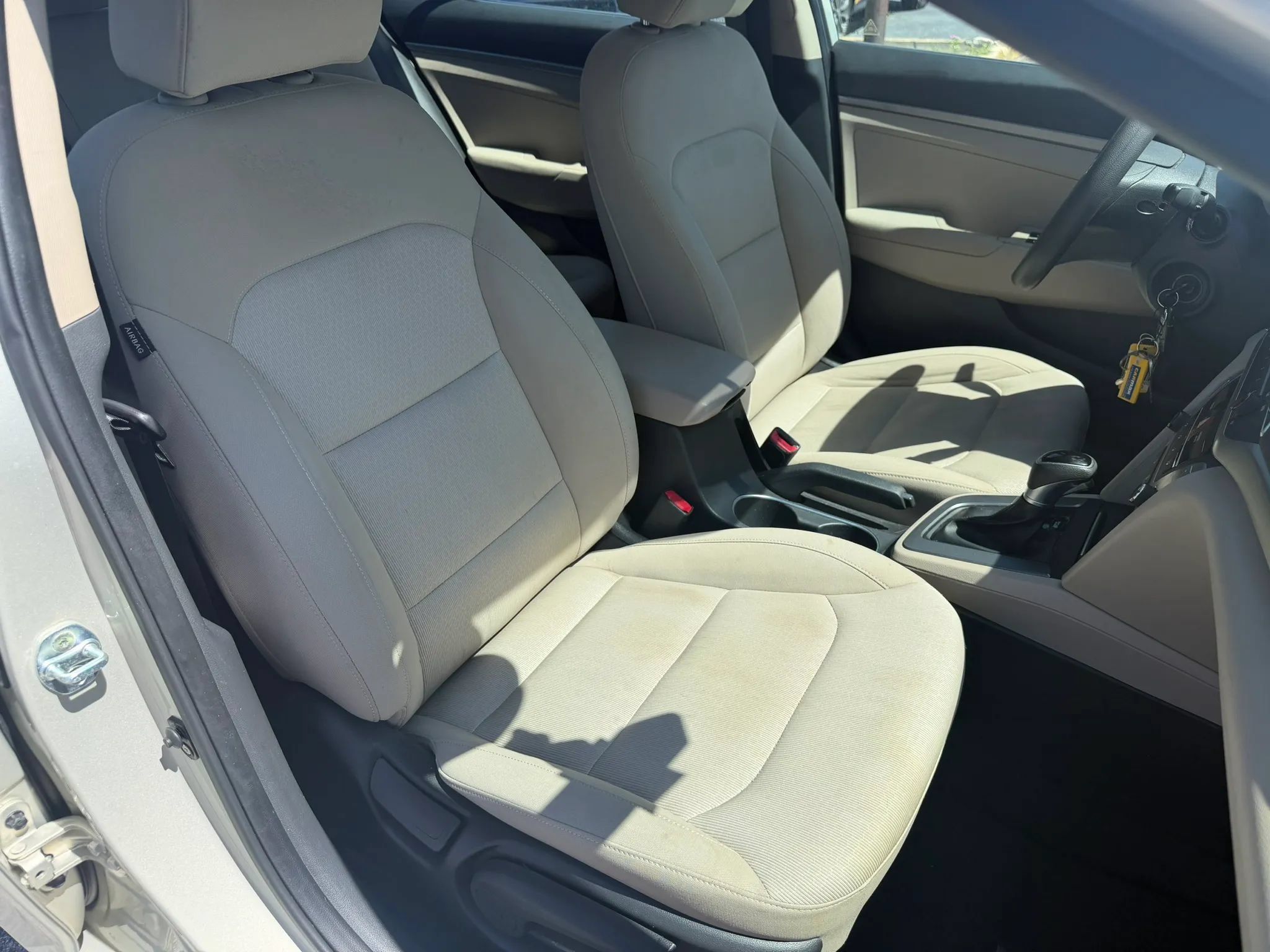 Used 2017 Hyundai Elantra SE FWD image 11