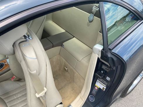 Used 2009 Mercedes-Benz SL 550 w/ Premium I Pkg image 17
