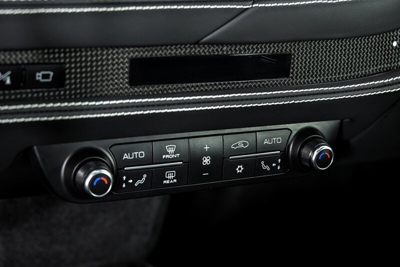 Used 2022 Ferrari F8 Tributo RWD image 47