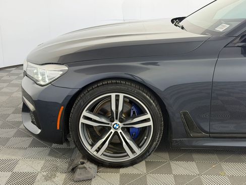 Used 2019 BMW 740i w/ Executive Package RWD image 11