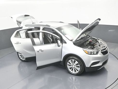 Used 2020 Buick Encore Preferred image 68