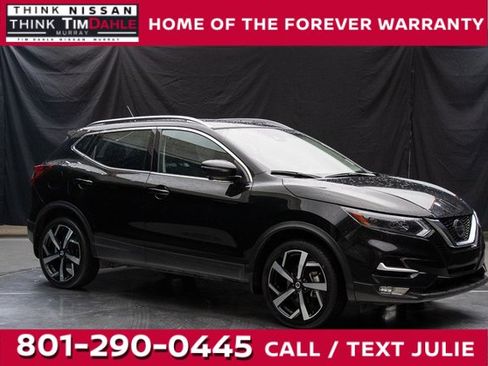 Used 2022 Nissan Rogue Sport SL w/ Premium Package image 1