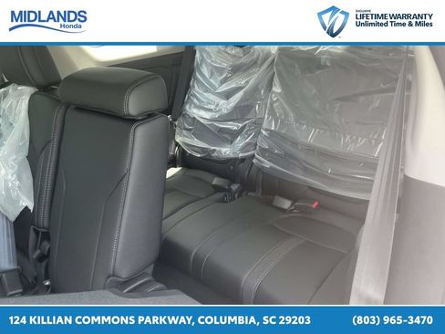 New 2026 Honda Pilot Touring image 11