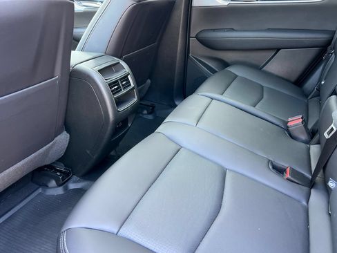 Used 2025 Cadillac XT5 Premium Luxury w/ Technology Package FWD image 13