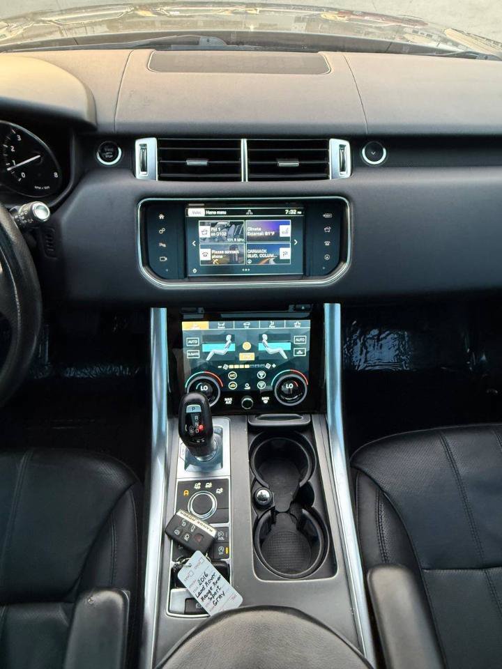 Used 2016 Land Rover Range Rover Sport SE AWD/4WD image 36
