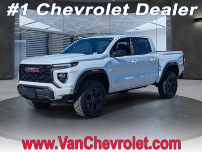 Used 2025 GMC Canyon Elevation