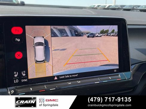 Used 2025 Volkswagen Atlas Cross Sport SEL Premium R-Line AWD/4WD image 18