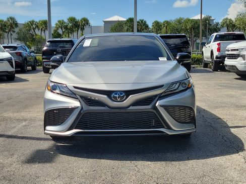Used 2023 Toyota Camry XSE FWD image 8