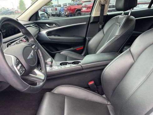 Used 2023 Genesis G70 2.0T AWD/4WD image 9