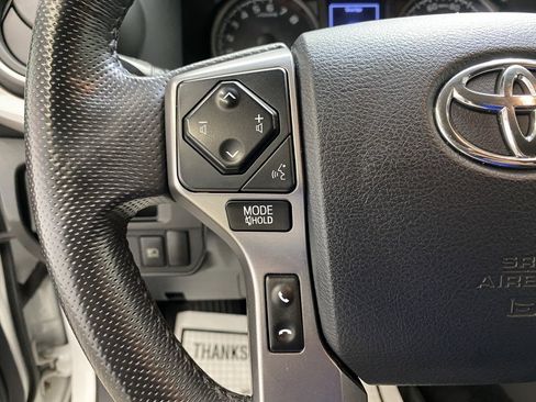 Used 2019 Toyota Tacoma 4x4 Double Cab image 26