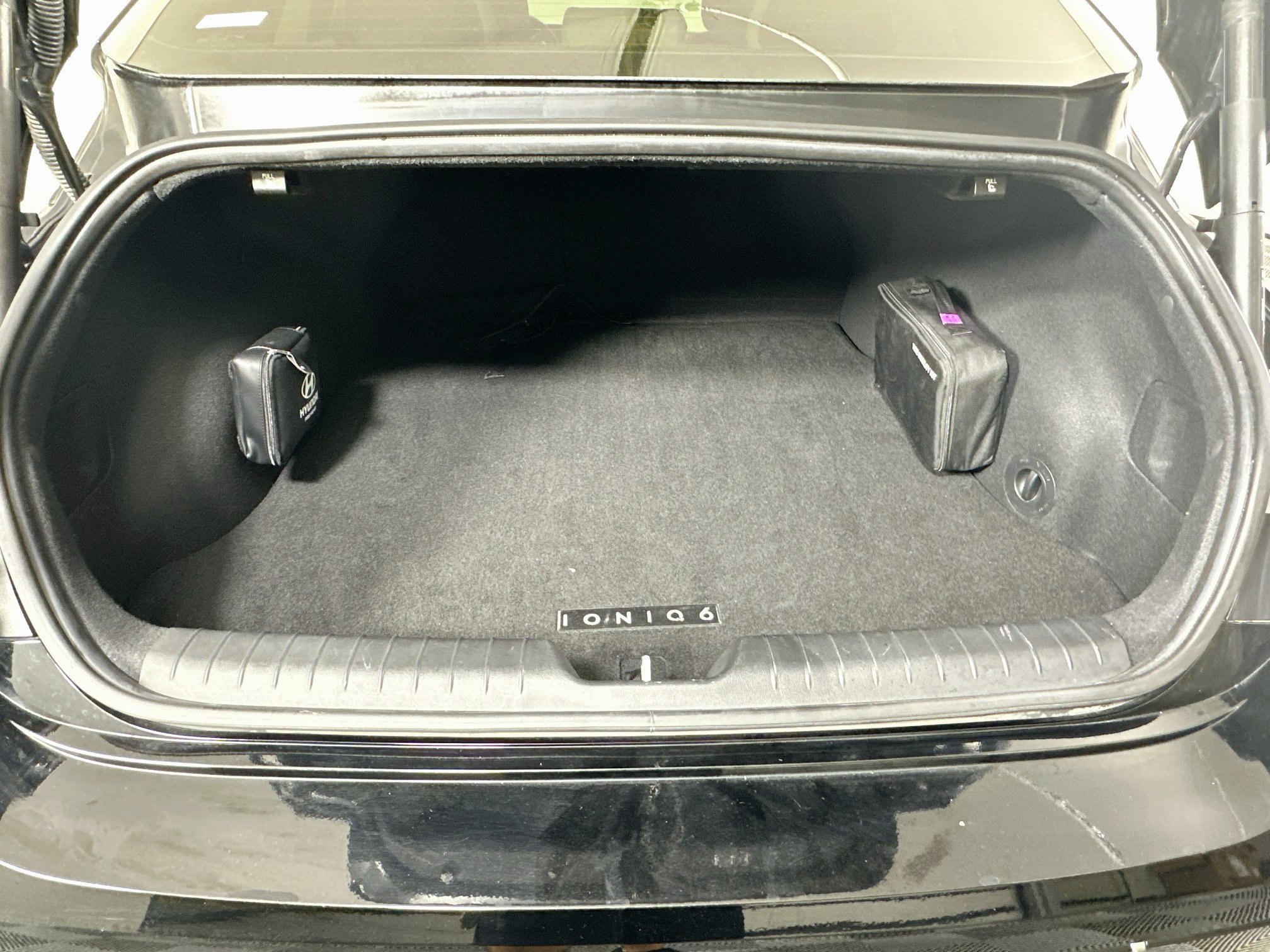 Used 2023 Hyundai Ioniq 6 SEL RWD image 29