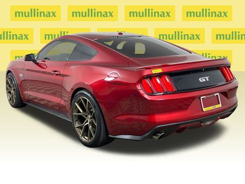 Used 2015 Ford Mustang GT Premium image 11