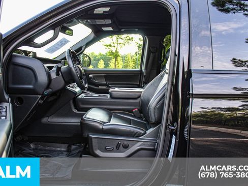 Used 2025 Ford Expedition Tremor AWD/4WD image 17