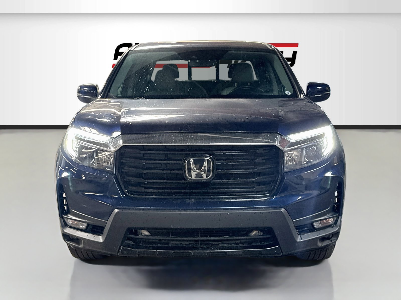 Used 2023 Honda Ridgeline RTL-E image 2