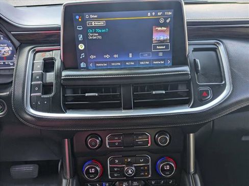 Used 2022 Chevrolet Suburban Premier image 13