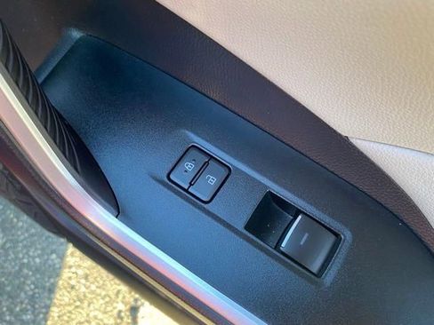 Used 2025 Toyota RAV4 XLE w/ Convenience Package image 19