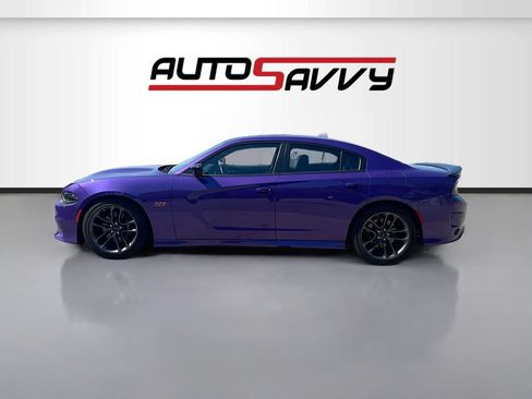 Used 2023 Dodge Charger Scat Pack w/ Plus Group RWD image 4