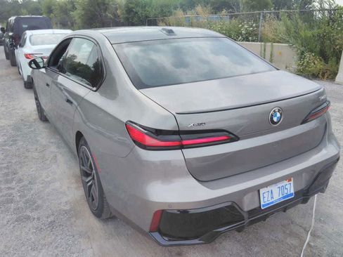 Used 2026 BMW 740i xDrive AWD/4WD image 3