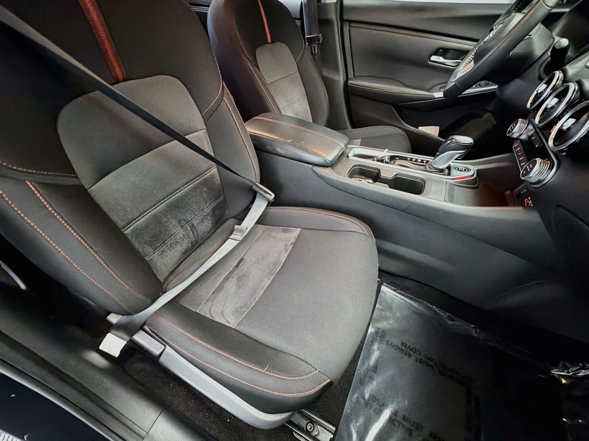 Used 2024 Nissan Sentra SR FWD image 15