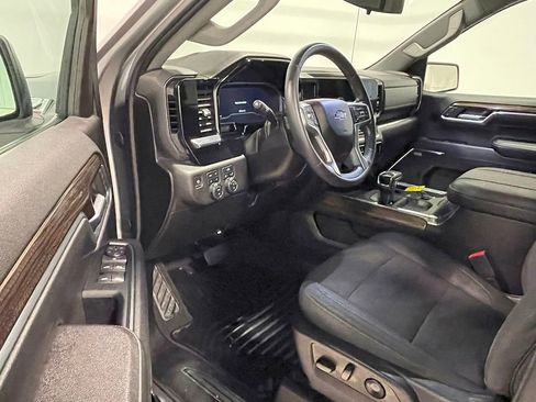 Used 2023 Chevrolet Silverado 1500 RST w/ Convenience Package II image 17