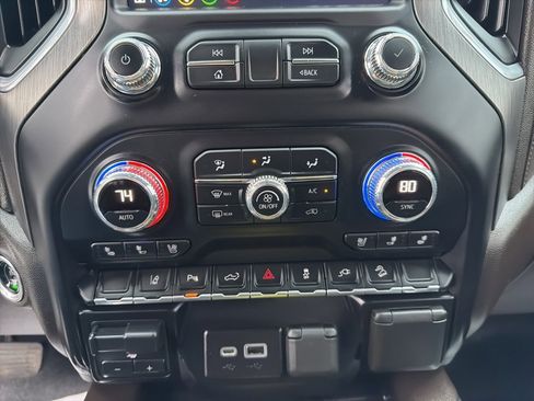 Used 2022 GMC Sierra 2500 Denali w/ Denali Ultimate Package image 36