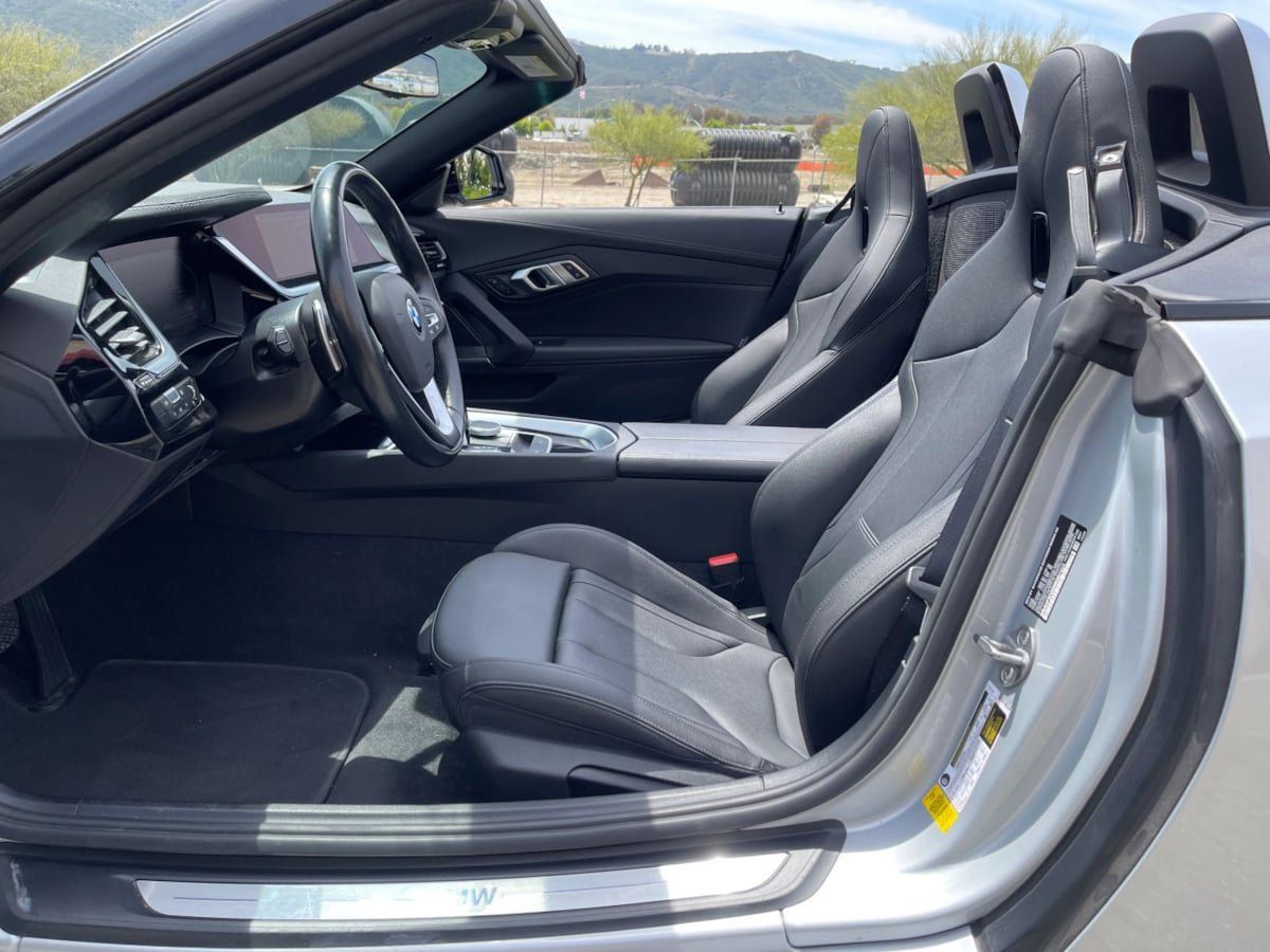Used 2022 BMW Z4 sDrive30i w/ Driving Assistance Package RWD image 14