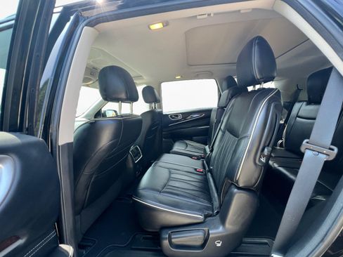 Used 2017 INFINITI QX60 FWD w/ Deluxe Technology Package image 10