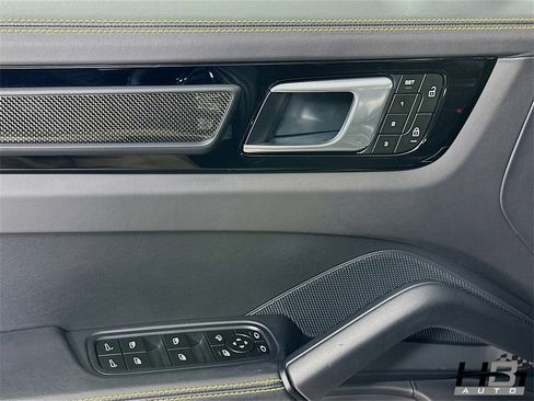 Used 2023 Porsche Cayenne Turbo GT image 13