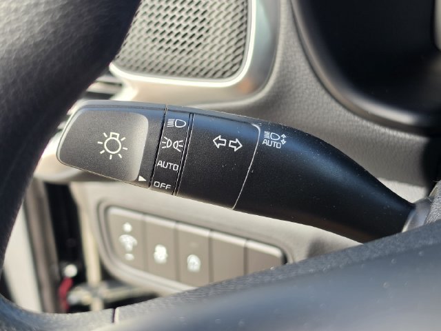 Certified 2025 Kia Soul LX FWD image 21