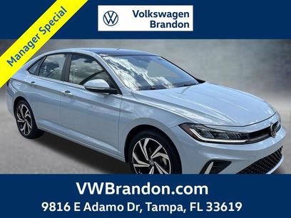 Certified 2025 Volkswagen Jetta SEL