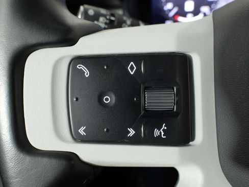 Used 2023 Land Rover Defender 110 S AWD/4WD image 41