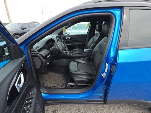 Used 2023 Jeep Compass Latitude w/ Convenience Group AWD/4WD image 10