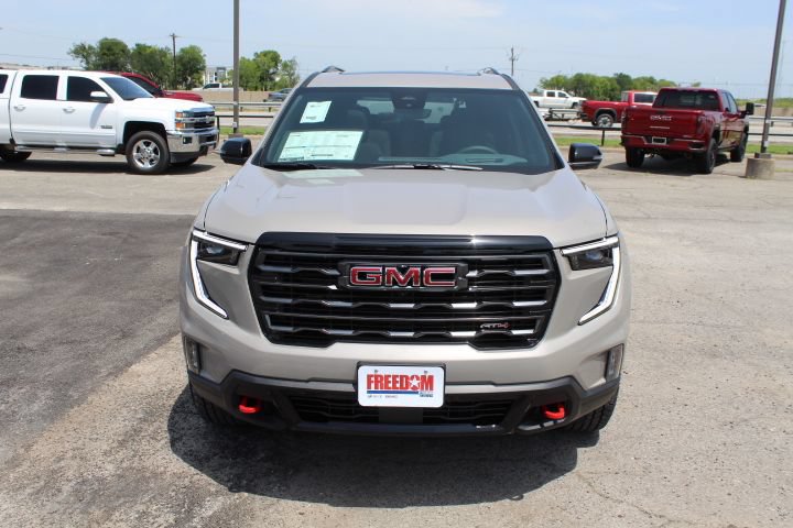 New 2026 GMC Acadia AT4 w/ Luxury Package AWD/4WD image 8