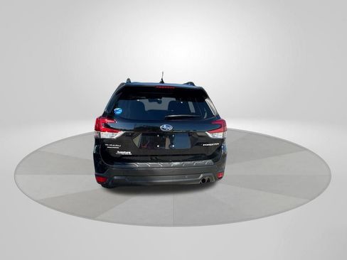 Used 2020 Subaru Forester Limited image 6