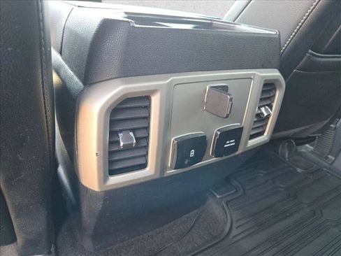 Used 2020 Ford F150 Lariat AWD/4WD image 18