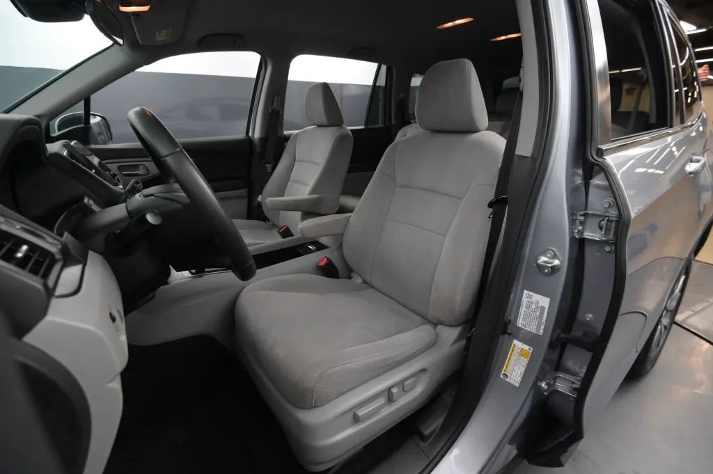 Used 2020 Honda Pilot EX image 36