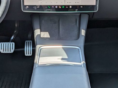 Used 2022 Tesla Model Y Performance AWD/4WD image 25