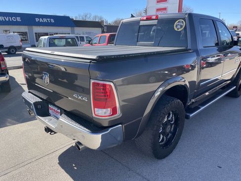 Used 2014 RAM 1500 Laramie w/ Convenience Group image 7