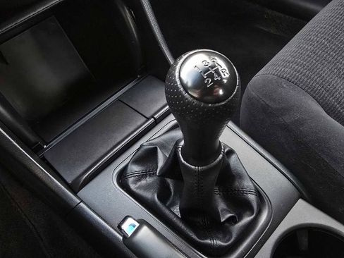 Used 2003 Honda Accord LX image 32