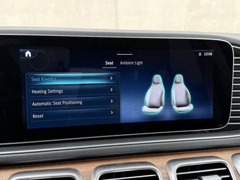 Used 2025 Mercedes-Benz GLE 350 4MATIC image 11