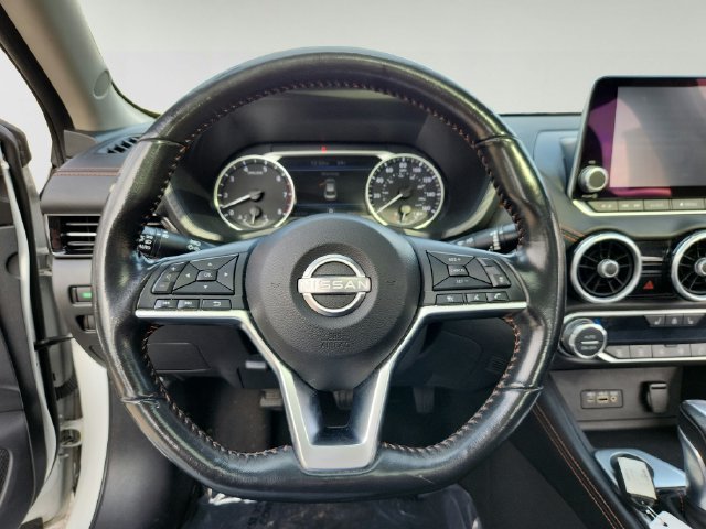Used 2022 Nissan Sentra SR w/ SR Premium Package FWD image 14