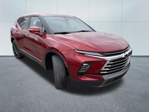 Used 2023 Chevrolet Blazer Premier image 8