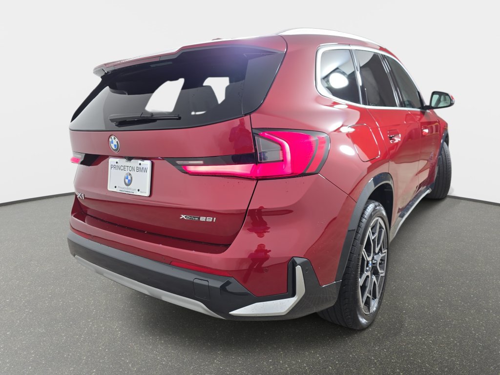 Certified 2026 BMW X1 xDrive28i w/ Technology Package AWD/4WD image 35