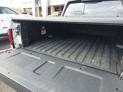 Used 2025 Honda Ridgeline Black Edition image 32