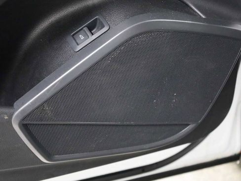 Used 2024 Audi Q5 2.0T Premium image 17