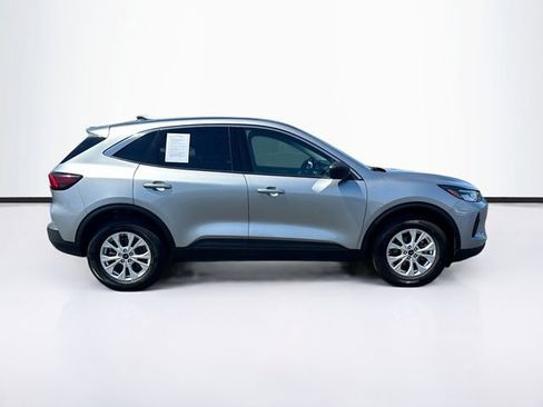 Certified 2024 Ford Escape Active AWD/4WD image 10