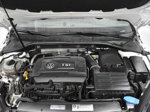 Used 2017 Volkswagen GTI Sport image 30