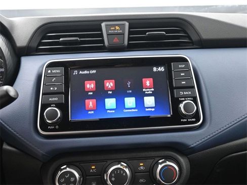 New 2025 Nissan Versa SV w/ Trunk Package image 3